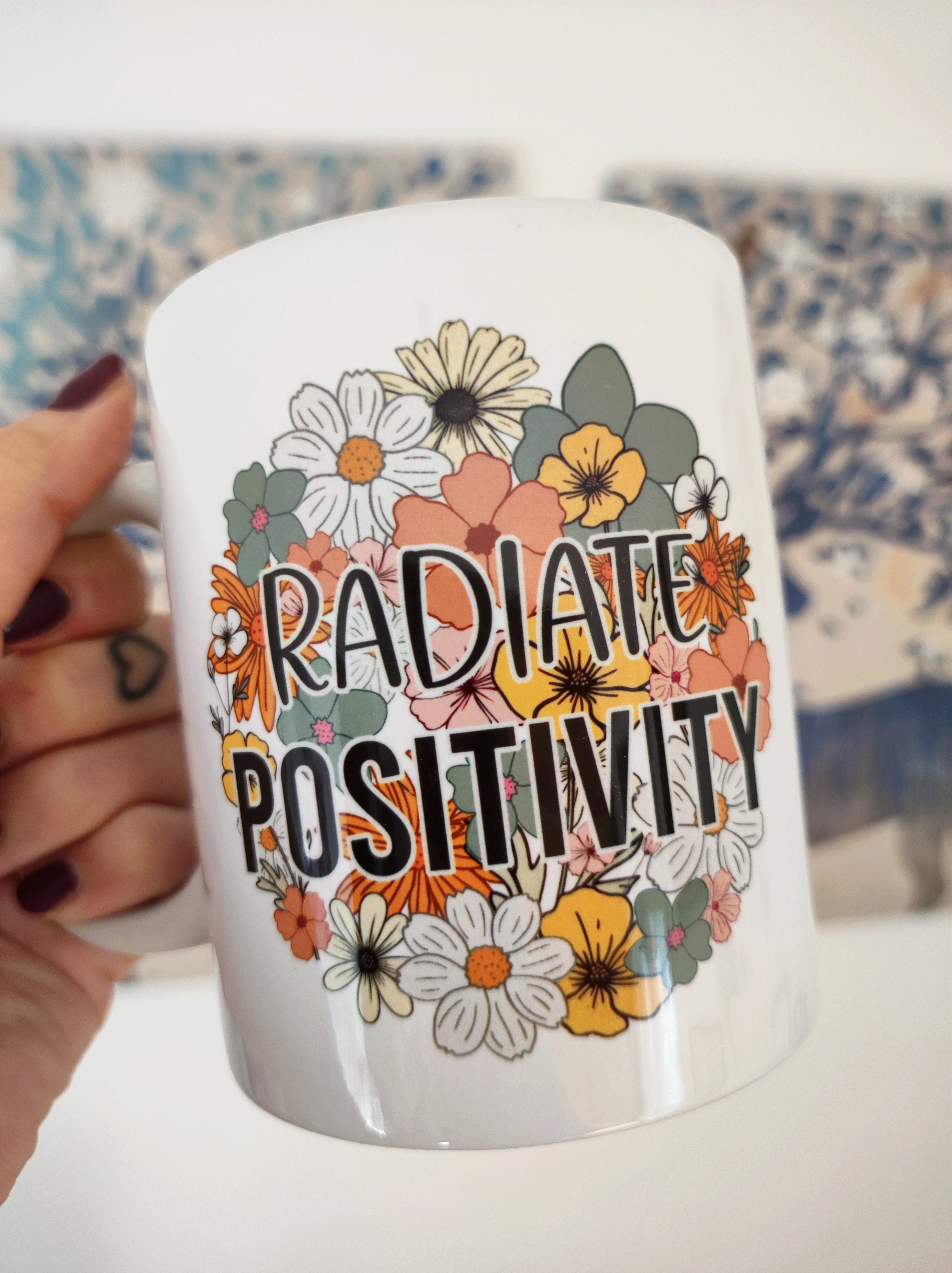 Ceramic mug - Radiate positivity