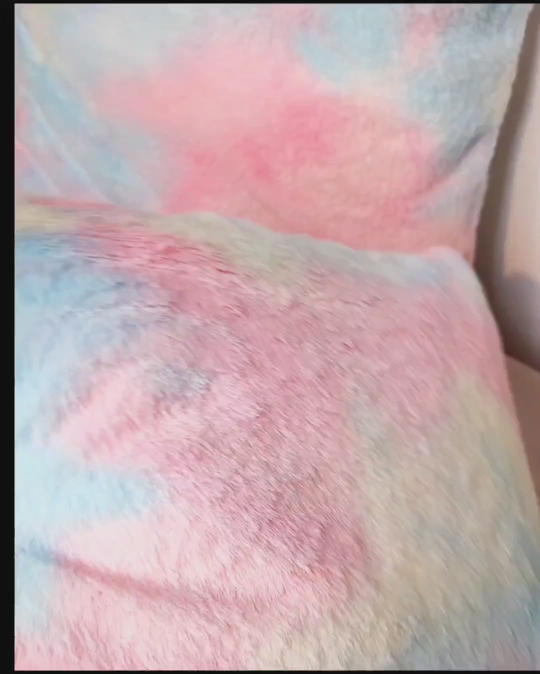 Rainbow pillow: LOVE YOU